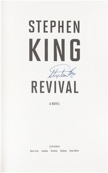 Stephen King Autographed 2014 First Edition "Revival" Book (Beckett)